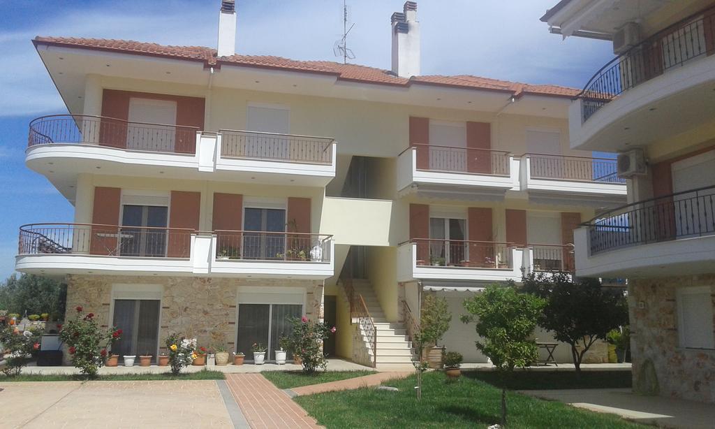 Theano Apartments Nea Plagia Exterior foto